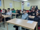 IMG-f7ac368e96d2a73aff3d92aa19493174-V